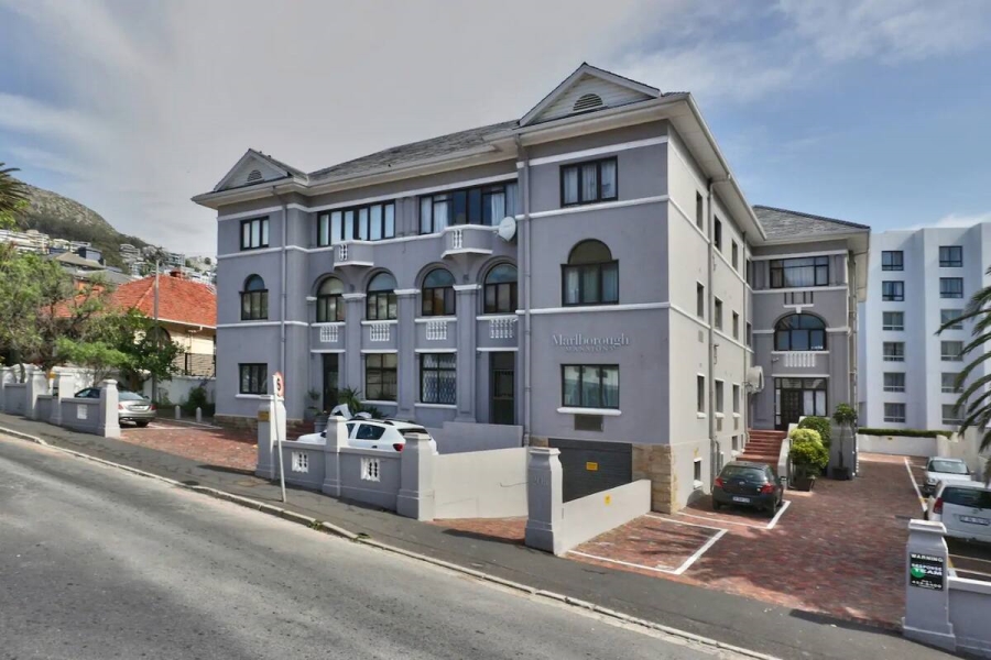 To Let 2 Bedroom Property for Rent in Sea Point Western Cape